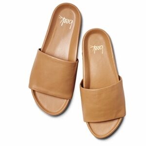 beek Tan Leather Sandals